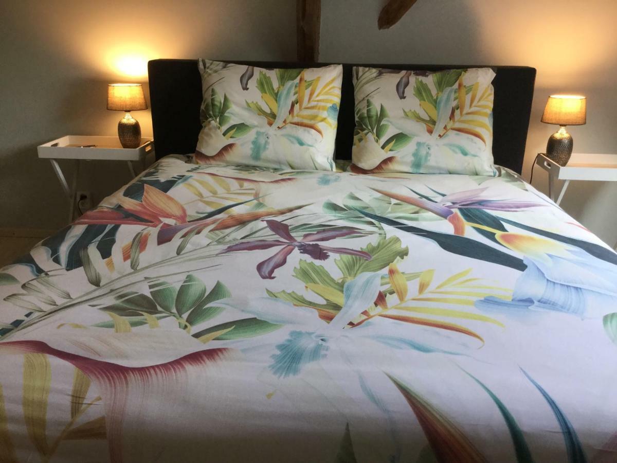 Bed and Breakfast De Hocht Nes  Exterior foto